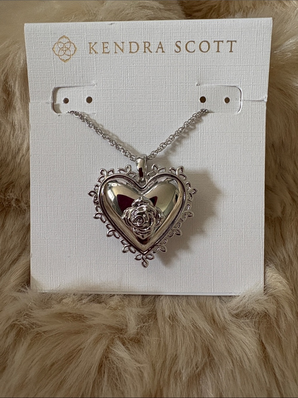 Kendra Scott Locket Pendant Necklace